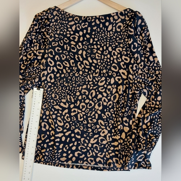 Ann Taylor Flowy Baggy Long Sleeve Cheetah Print Blouse Size L - Picture 10 of 10
